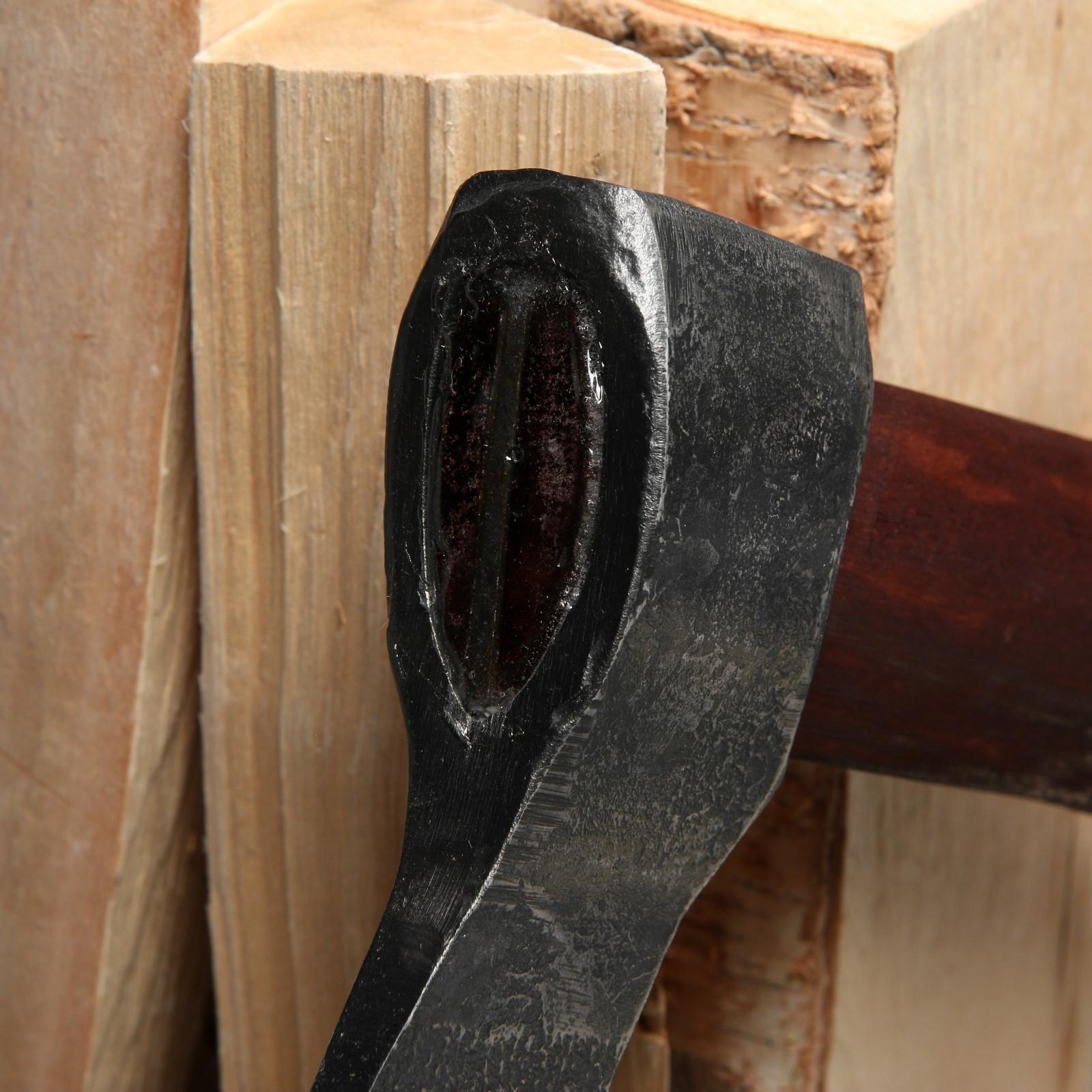 Топор охотничий кованый ТУНДРА PRO Т41, топорище высшего сорта 