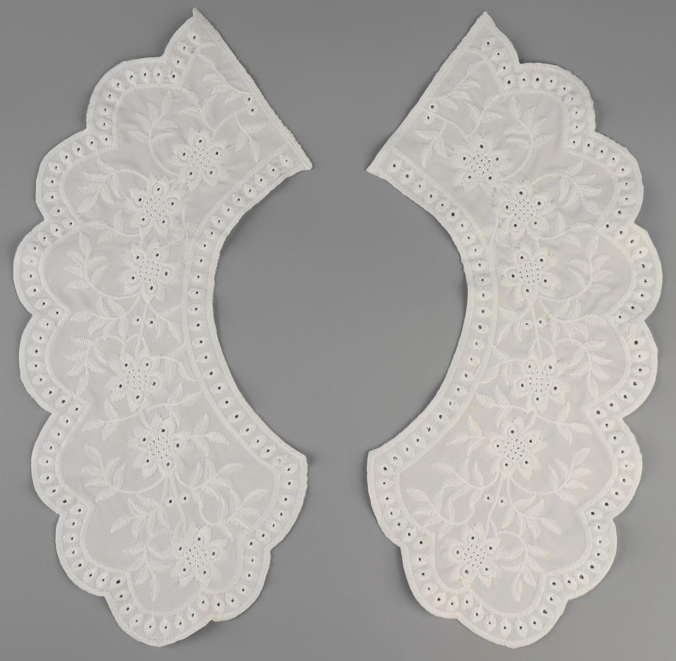 Воротник ажурный, 37 × 50 см, цвет белый