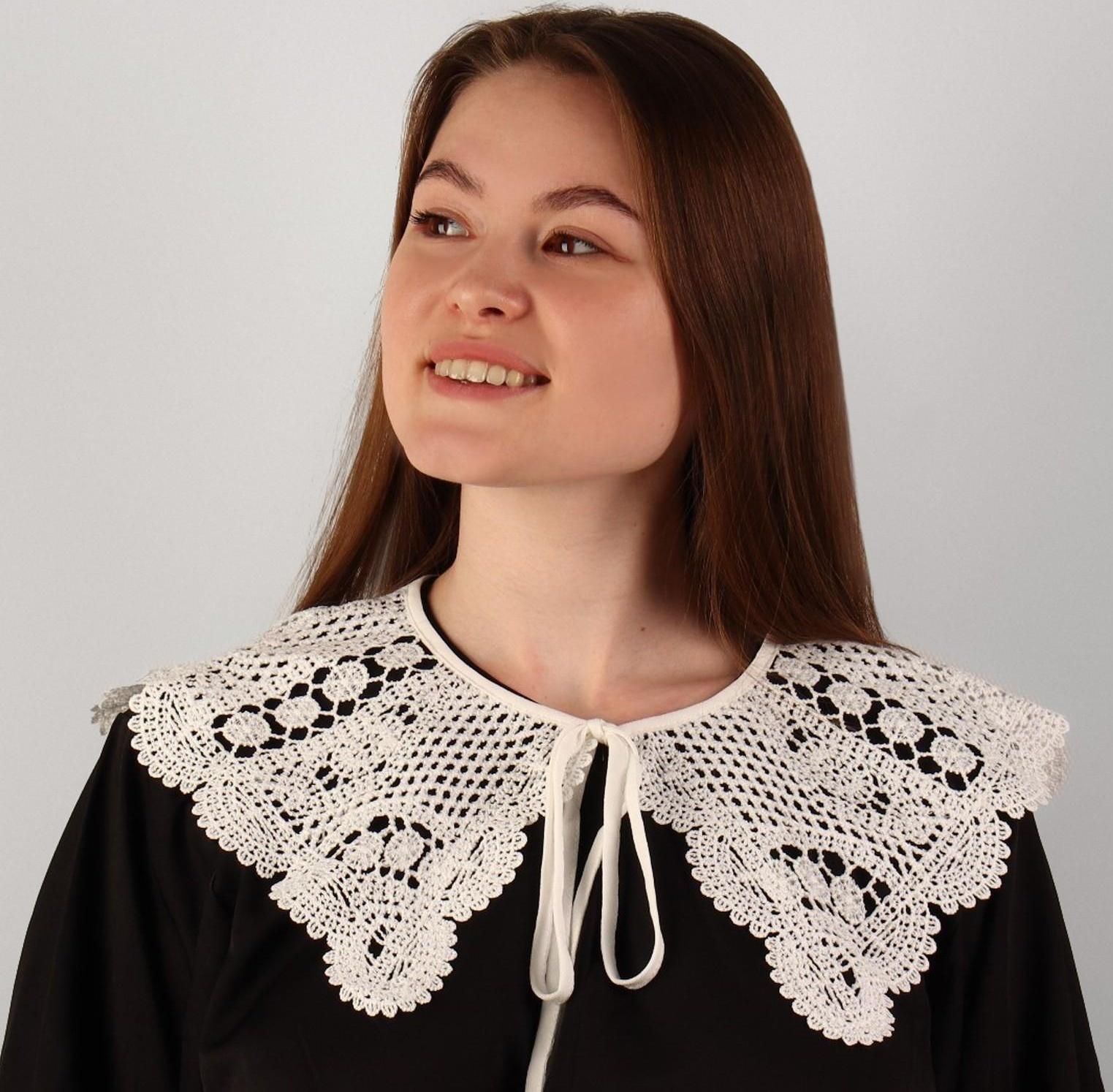 Воротник кружевной, 46 × 44 см, цвет белый