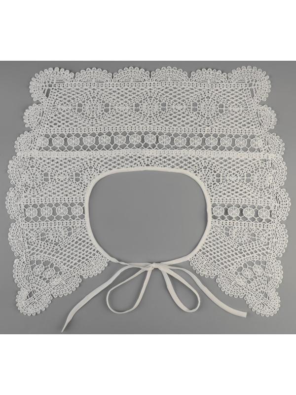 Воротник кружевной, 46 × 44 см, цвет белый