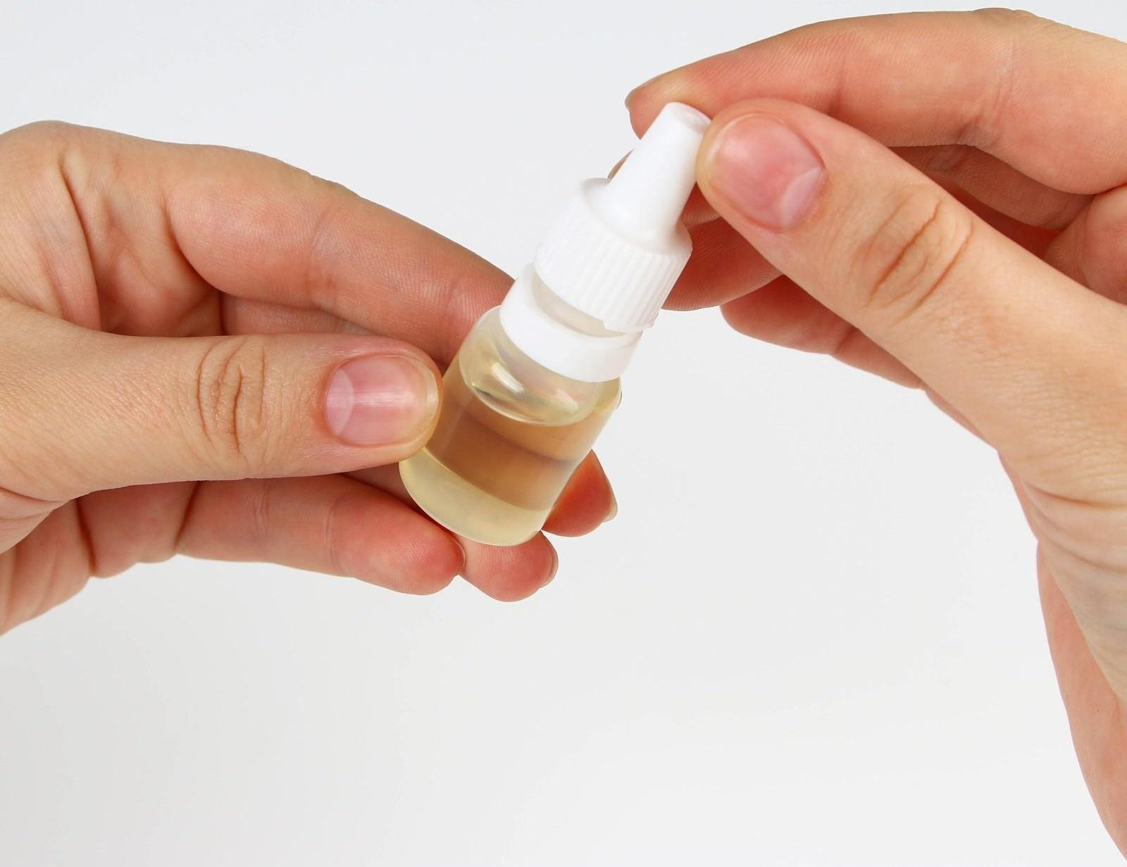 Набор «Отвлекись от суеты», подвеска деревянная с пропиткой и ароматизатор, 10 мл