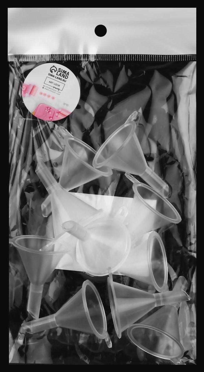 Воронка для бисера и страз, с держартелем, d = 0,6/3 × 4,2 см