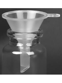 Воронка для бисера и страз, с держартелем, d = 0,6/3 × 4,2 см