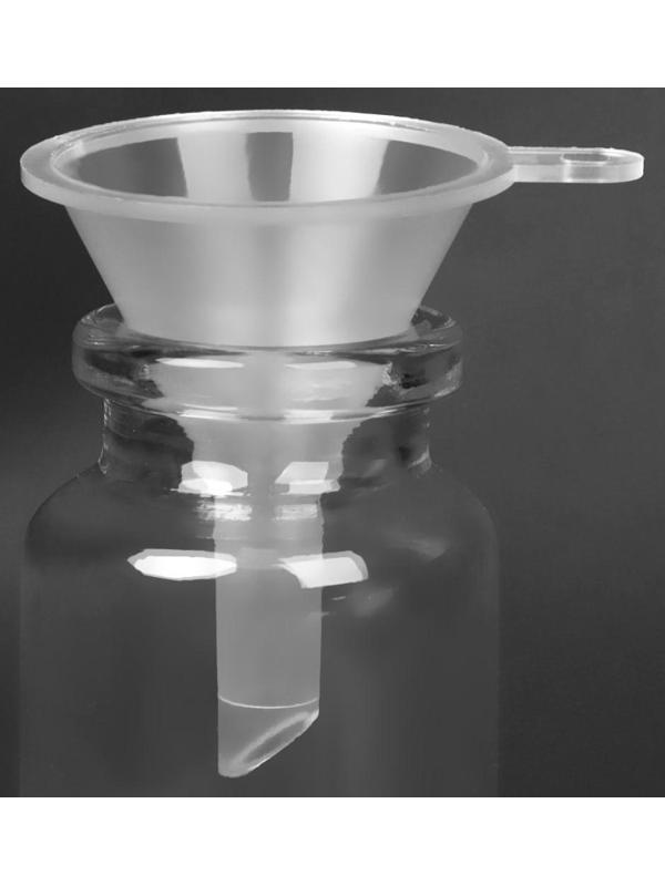 Воронка для бисера и страз, с держартелем, d = 0,6/3 × 4,2 см