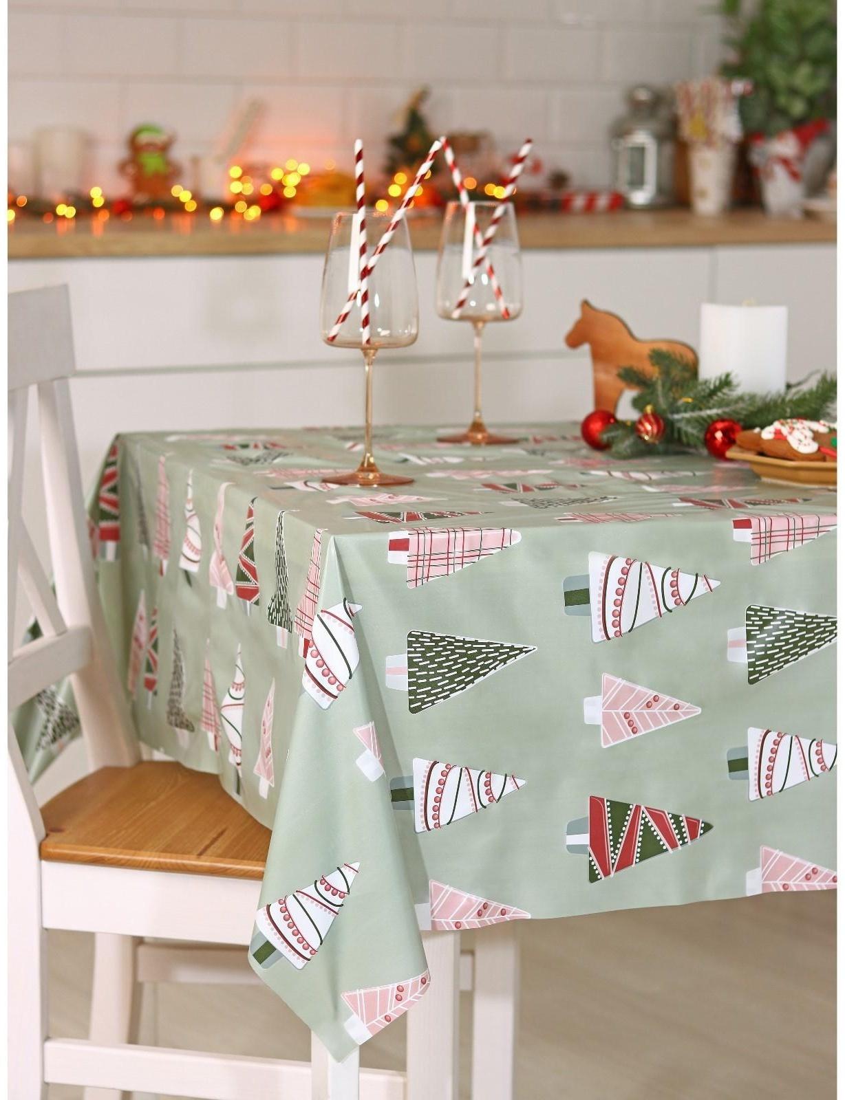 Скатерть новогодняя на стол «Ёлочки», 140×160 см, цвет зелёный