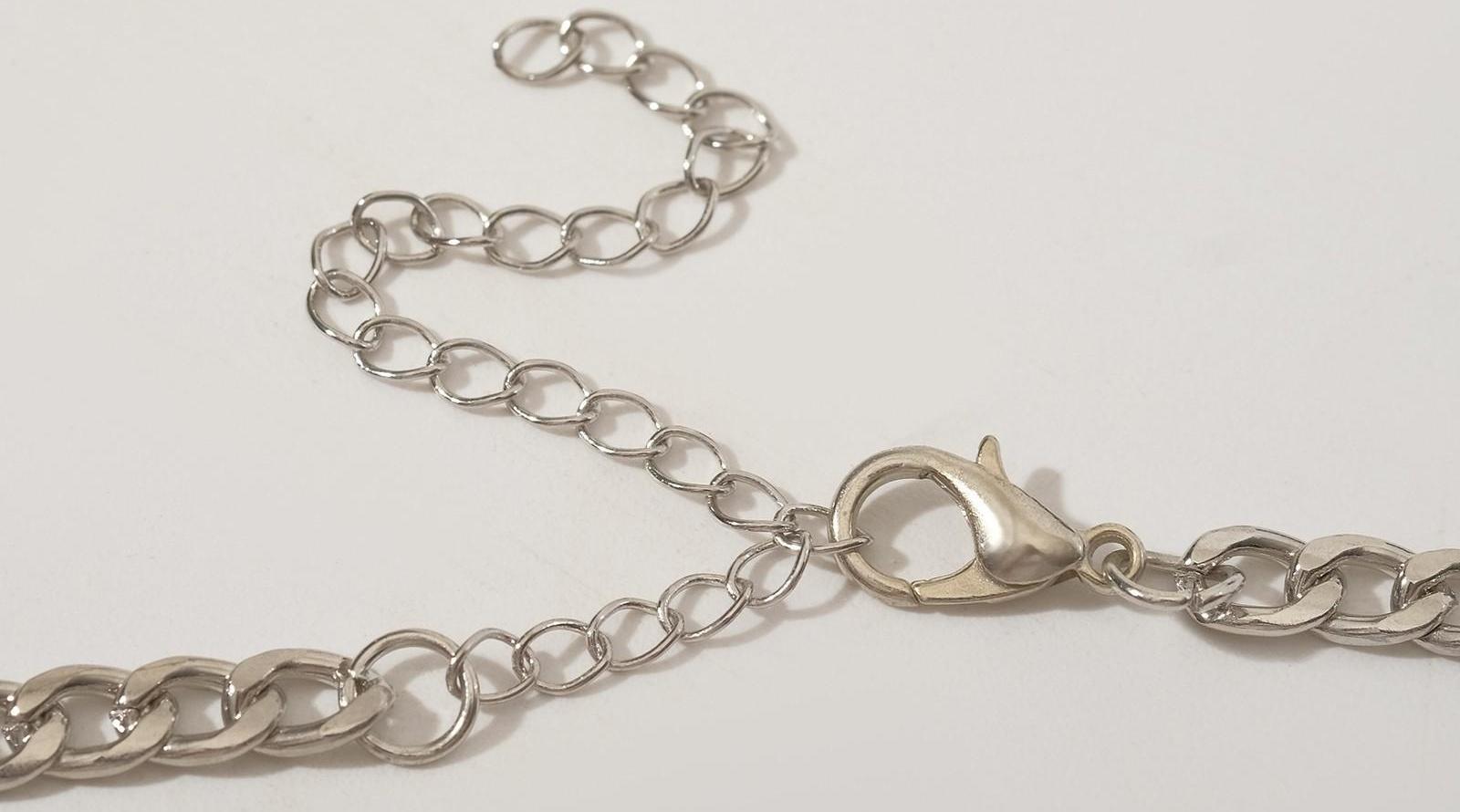 Кулон на декоративной основе 