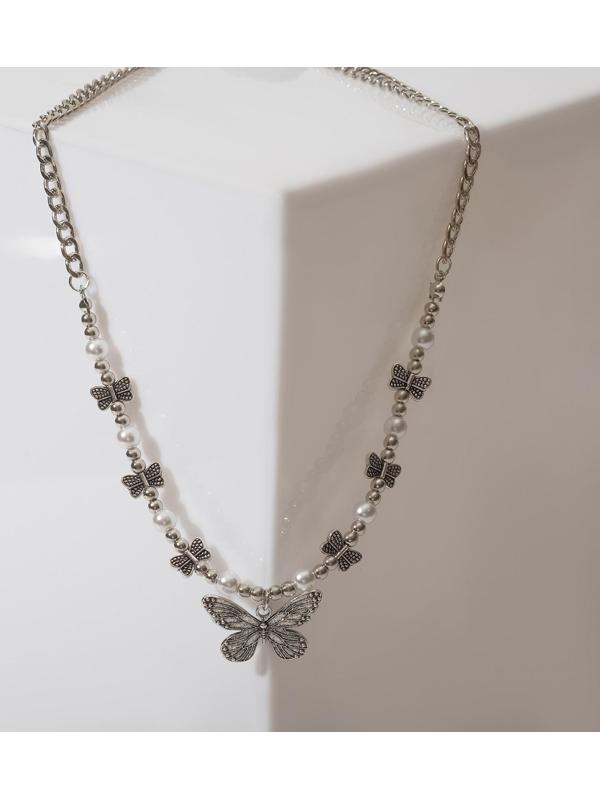 Кулон на декоративной основе 