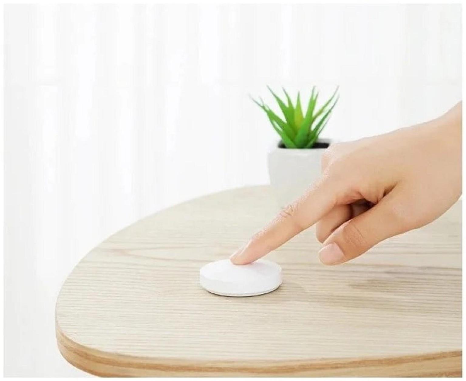 Выключатель-кнопка Xiaomi Mi Wireless Switch (YTC4040GL), Wi-Fi, Bluetooth, CR2032, белый