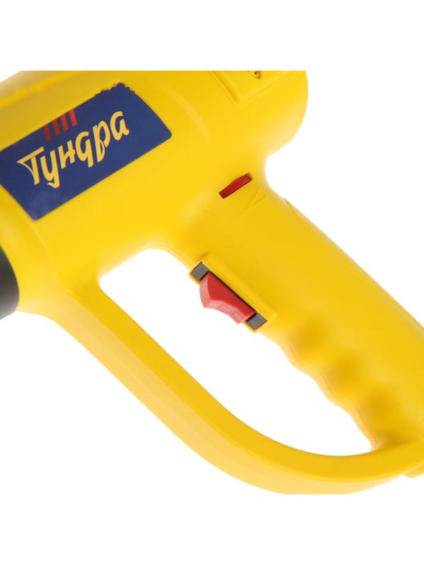 Строительный фен ТУНДРА, 2000 Вт, 250-500 л/мин, плавная регулировка 60-600 °С, ЖК-дисплей