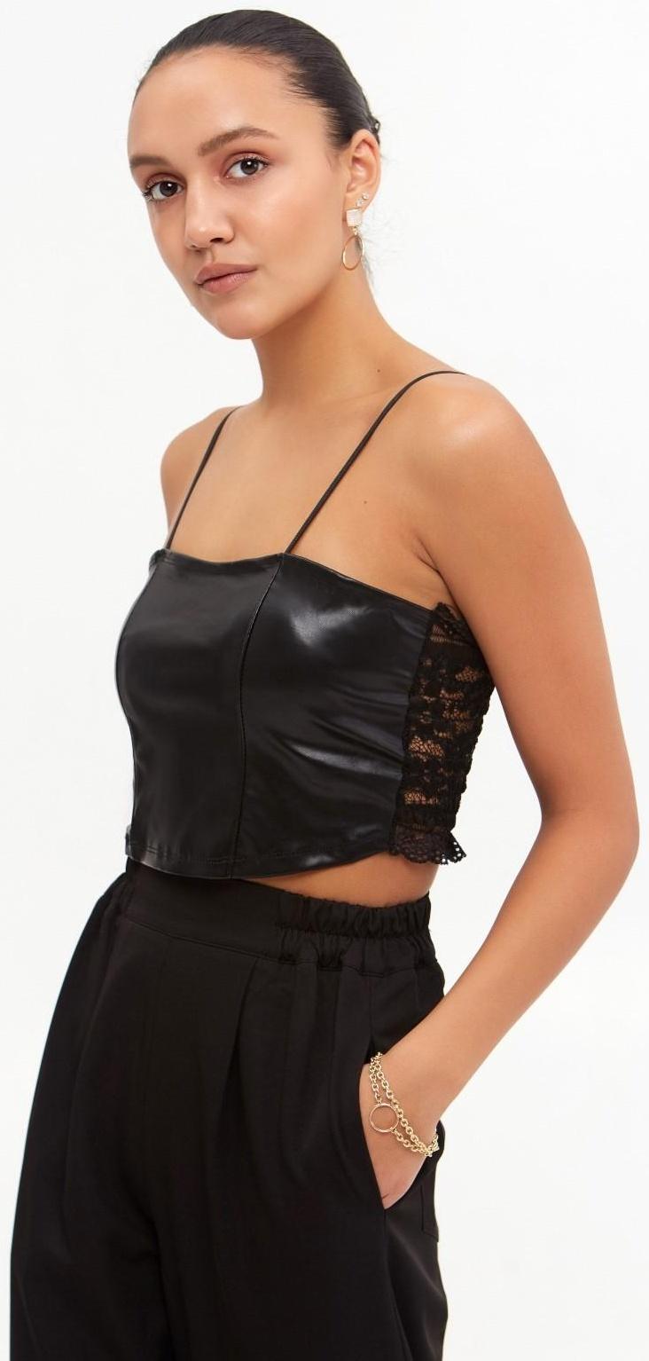 Топ женский, цвет чёрный, размер 42-44