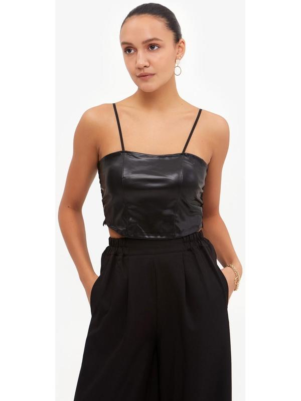 Топ женский, цвет чёрный, размер 42-44