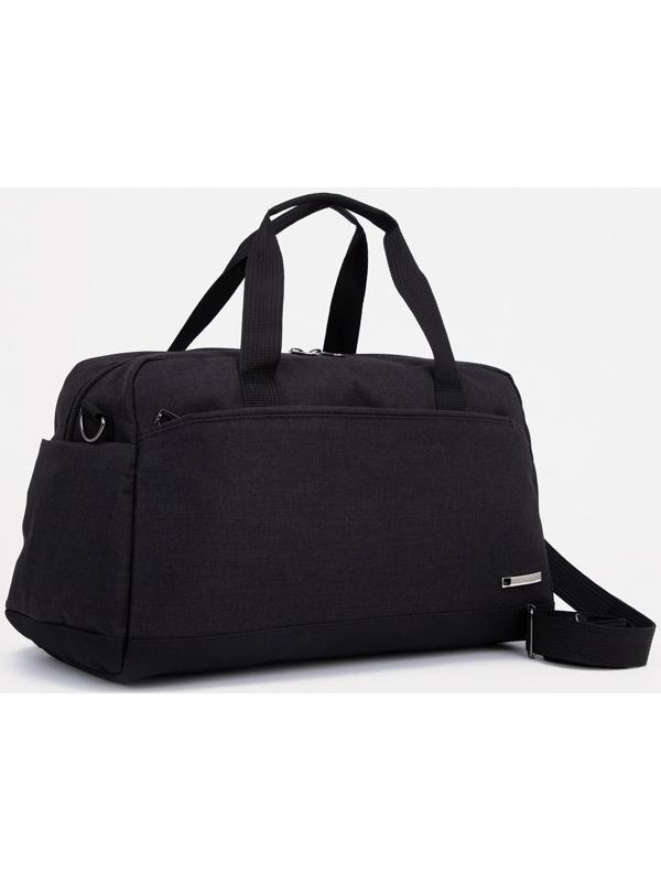 Сумка спортивная на молнии, 3 наружных кармана, длинный ремень, цвет чёрный