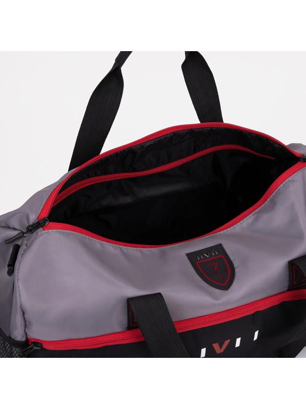 Сумка спортивная на молнии, 3 наружных кармана, длинный ремень, цвет чёрный/серый