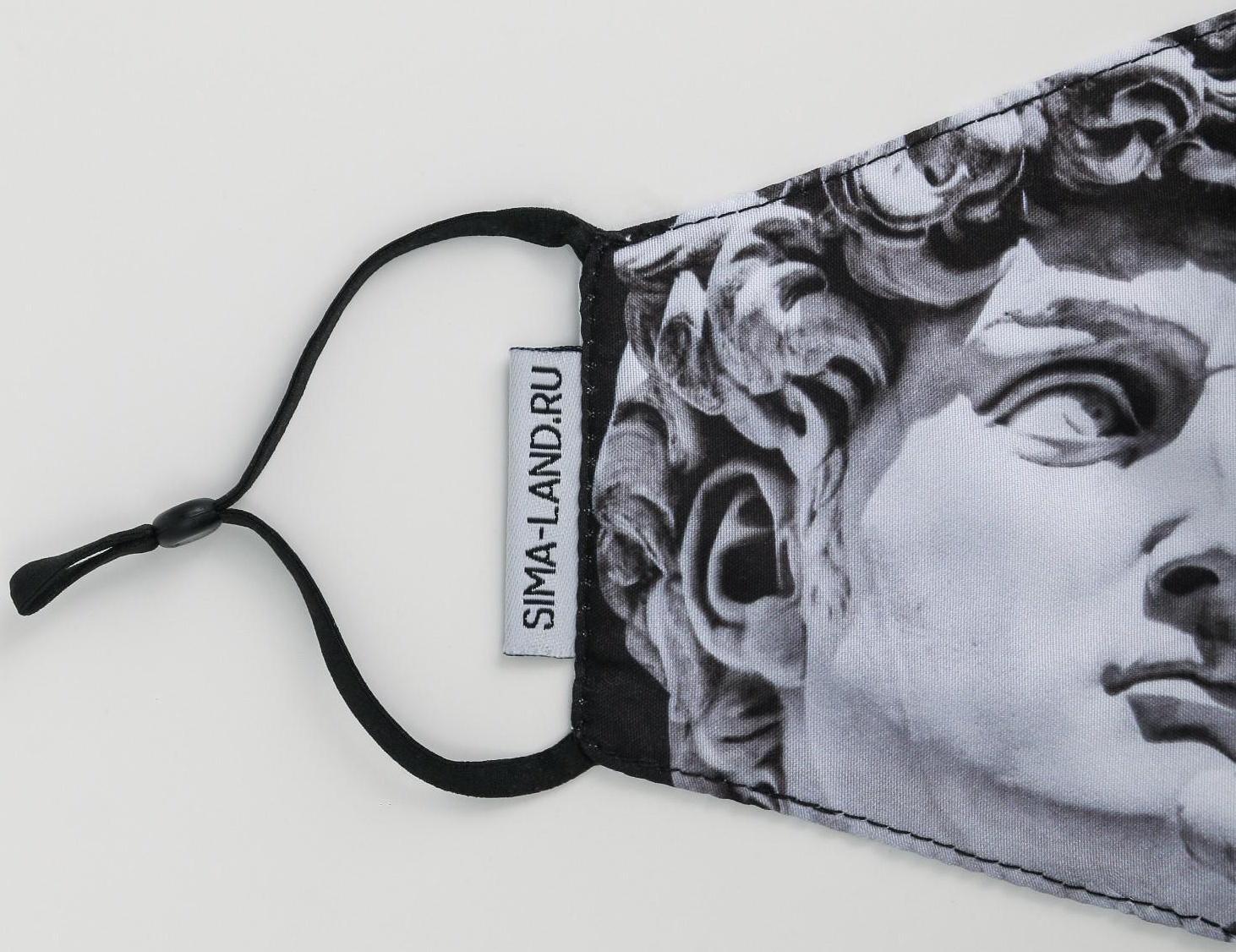 Маска тканевая с регулирующимися завязками 