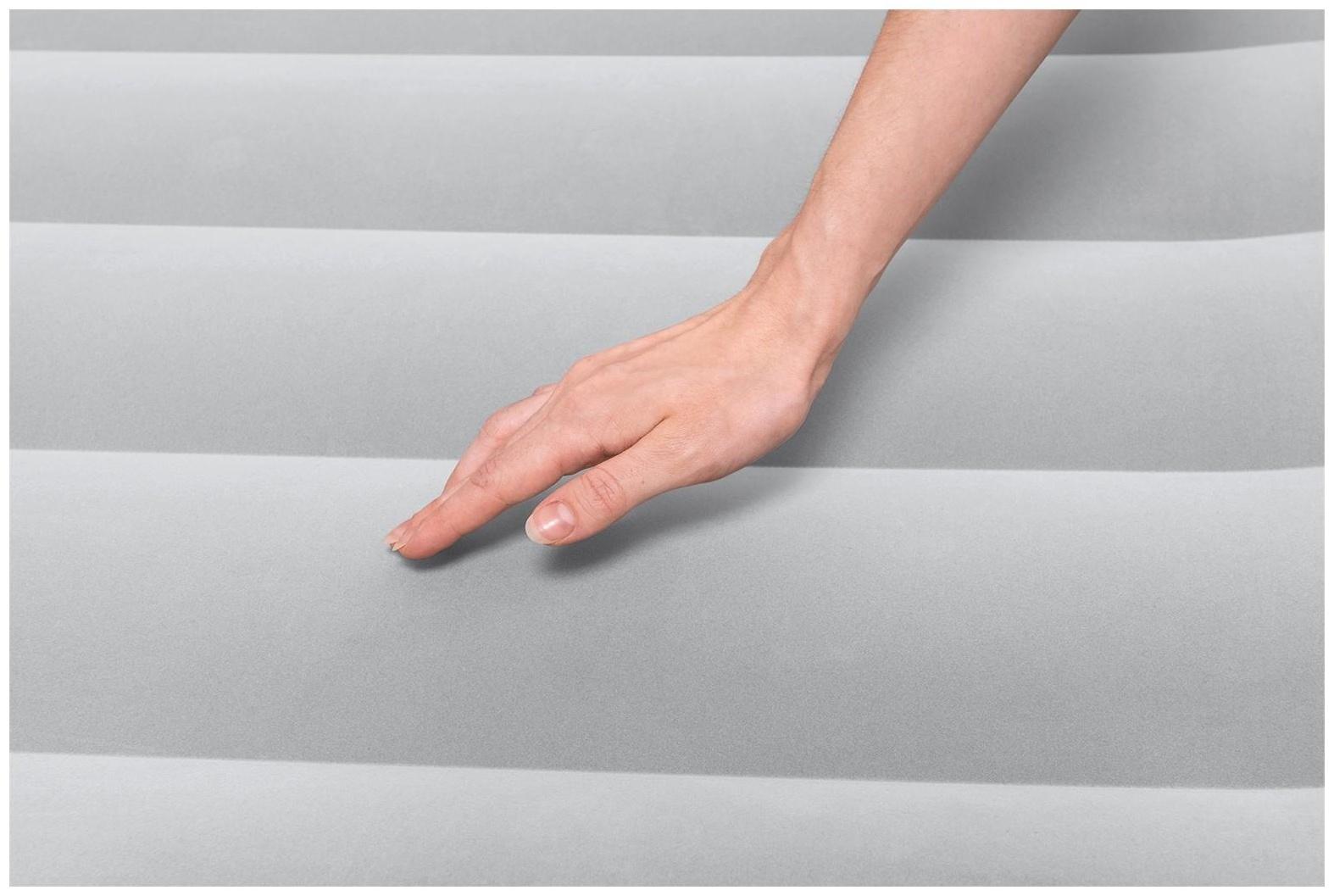 Кровать надувная Tritech Queen SleekFlow с изгол. со встр электр 226 x 152 x 84 см 67923