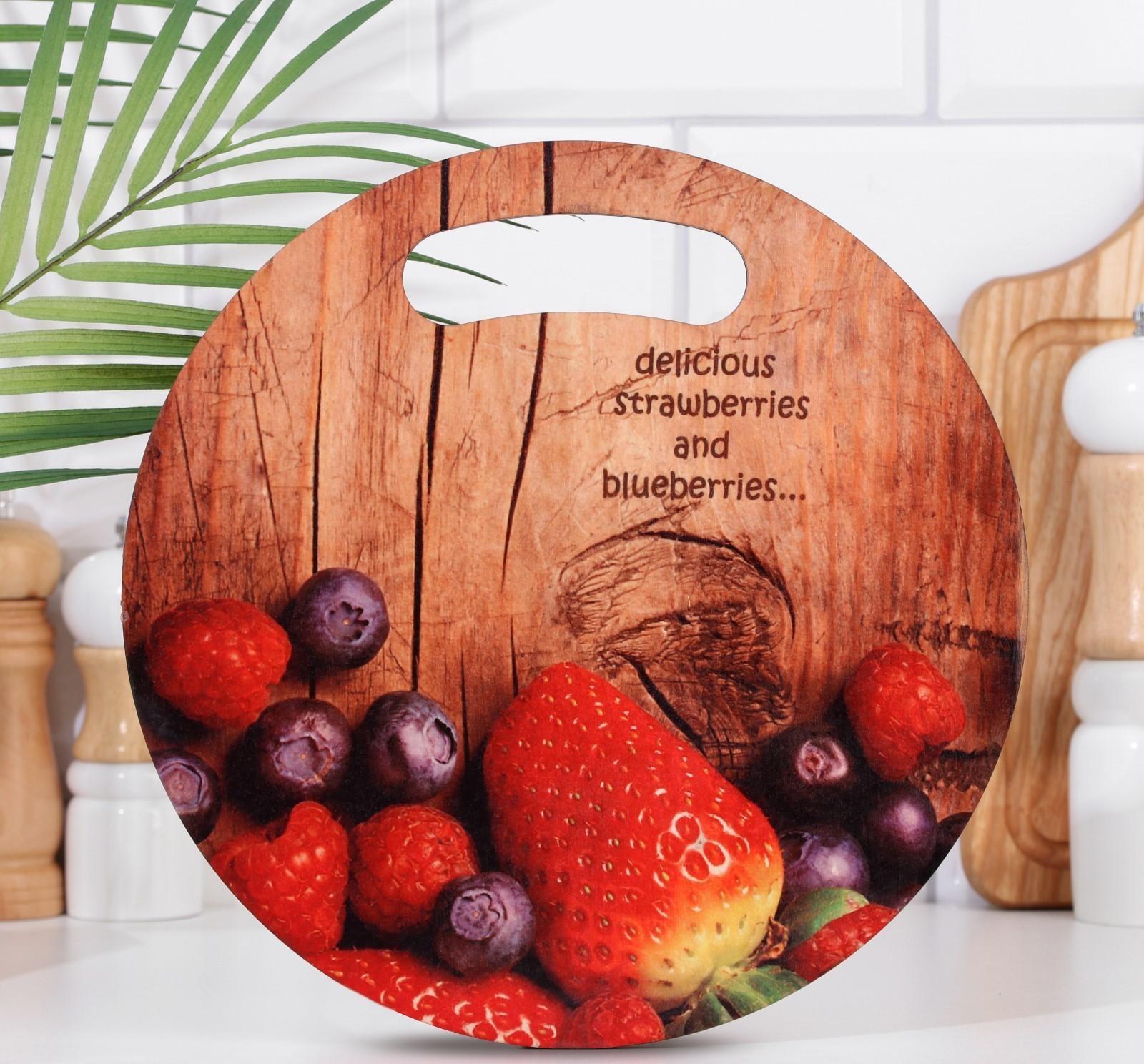 Доска разделочная и сервировочная с декором 