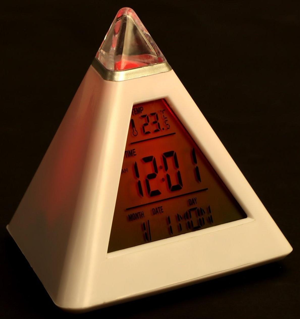 Часы-будильник Irit IR-636, термометр, календарь, подсветка, 3хААА, белые