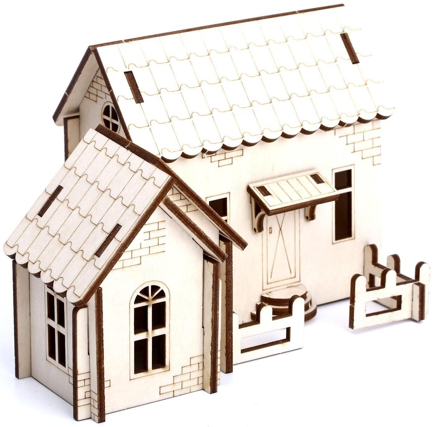 Сборная модель «Домик с двориком»