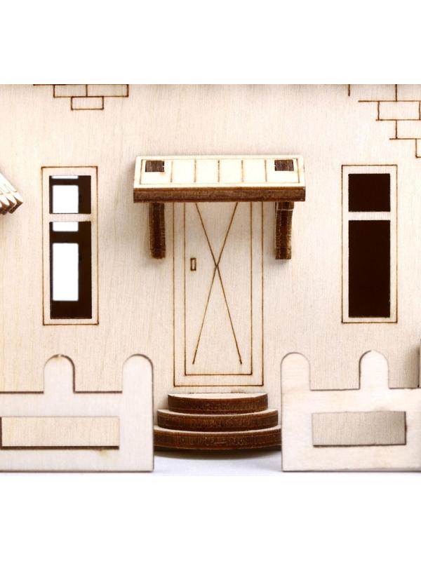 Сборная модель «Домик с двориком»