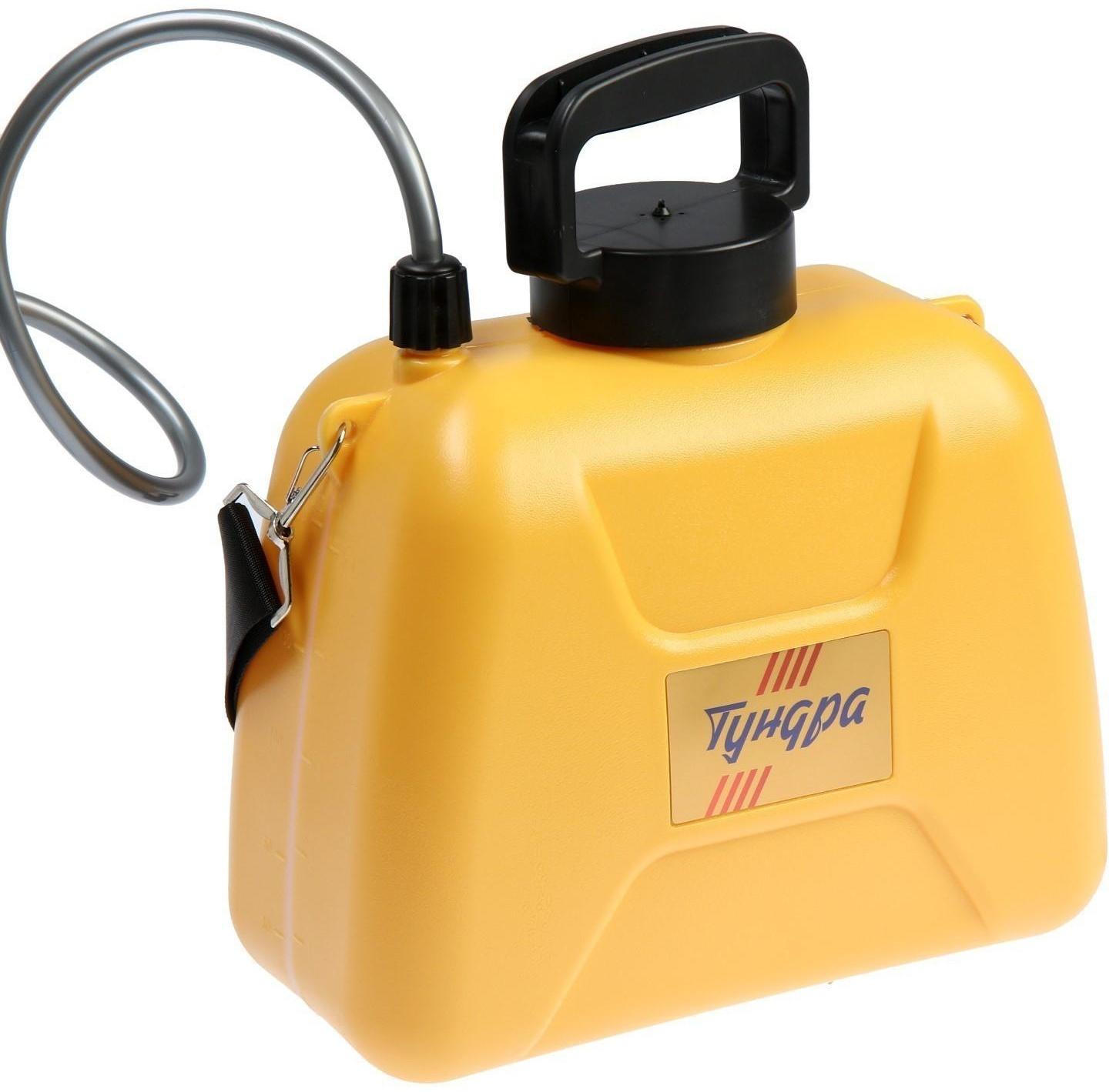 Опрыскиватель аккумуляторный ТУНДРА, 4 В, 2.4 Ач, 5 л, 0.8 л/мин, 1 насадка, Type-C