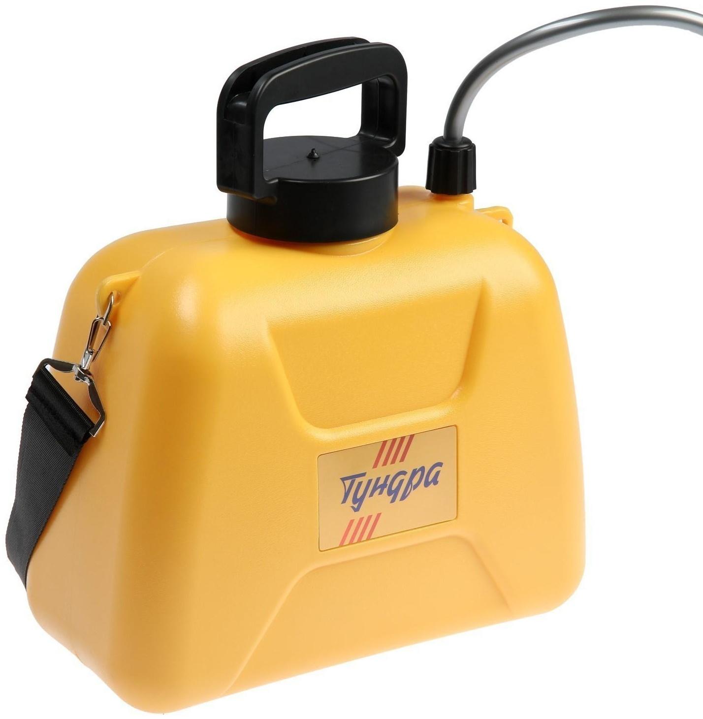 Опрыскиватель аккумуляторный ТУНДРА, 4 В, 2.4 Ач, 5 л, 0.8 л/мин, 1 насадка, Type-C