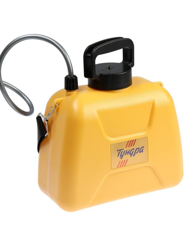 Опрыскиватель аккумуляторный ТУНДРА, 4 В, 2.4 Ач, 5 л, 0.8 л/мин, 1 насадка, Type-C