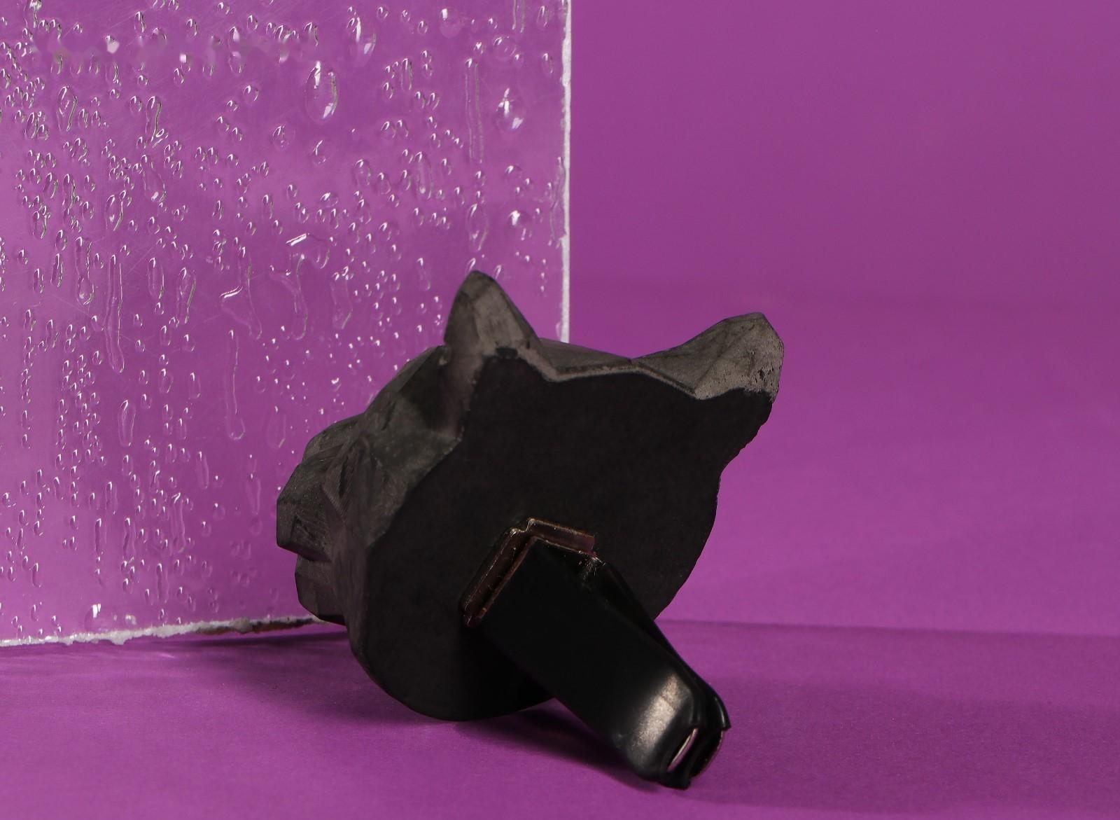 Ароматизатор на дефлектор керамический Medori Imperial Velour Пантера TC-2035