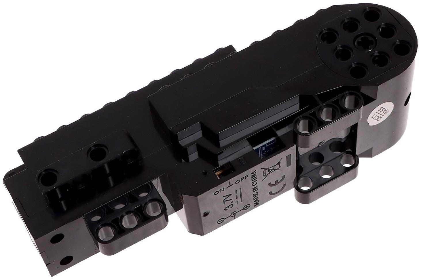 Конструктор радиоуправляемый «Спорткар», 914 деталей