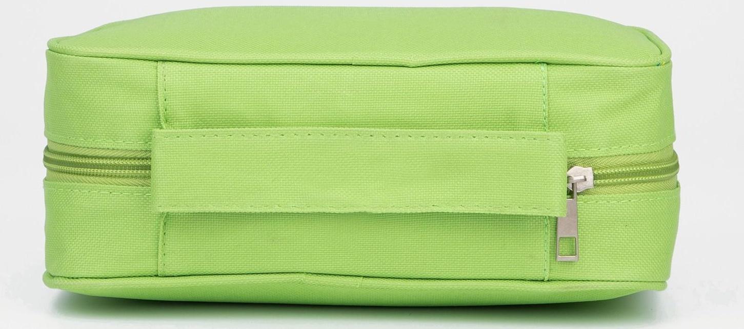 Косметичка-нессесер на молнии, с крючком, цвет зелёный