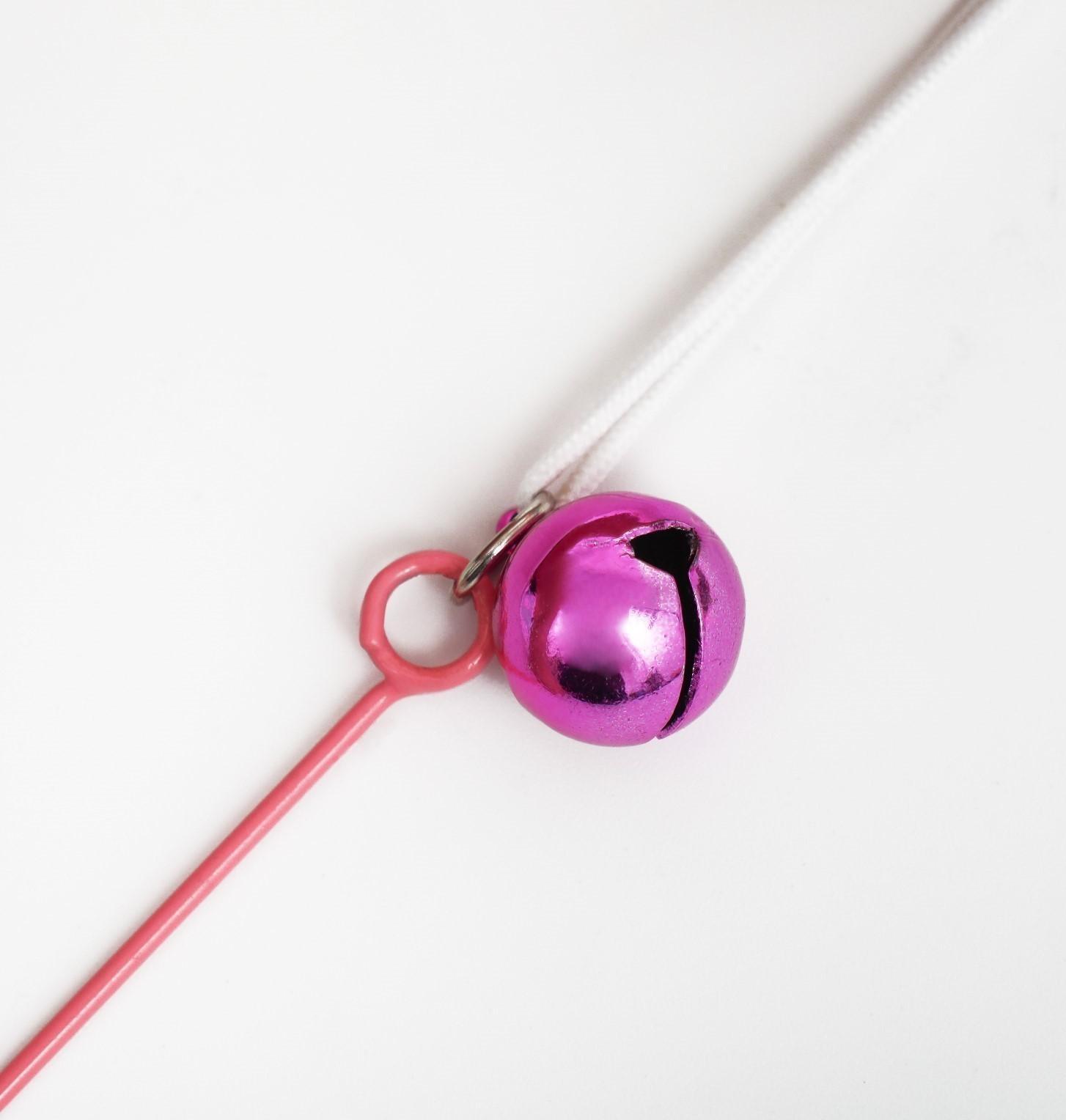 Дразнилка-удочка с плюшевым мячом и стальной проволокой, 100 см, микс цветов