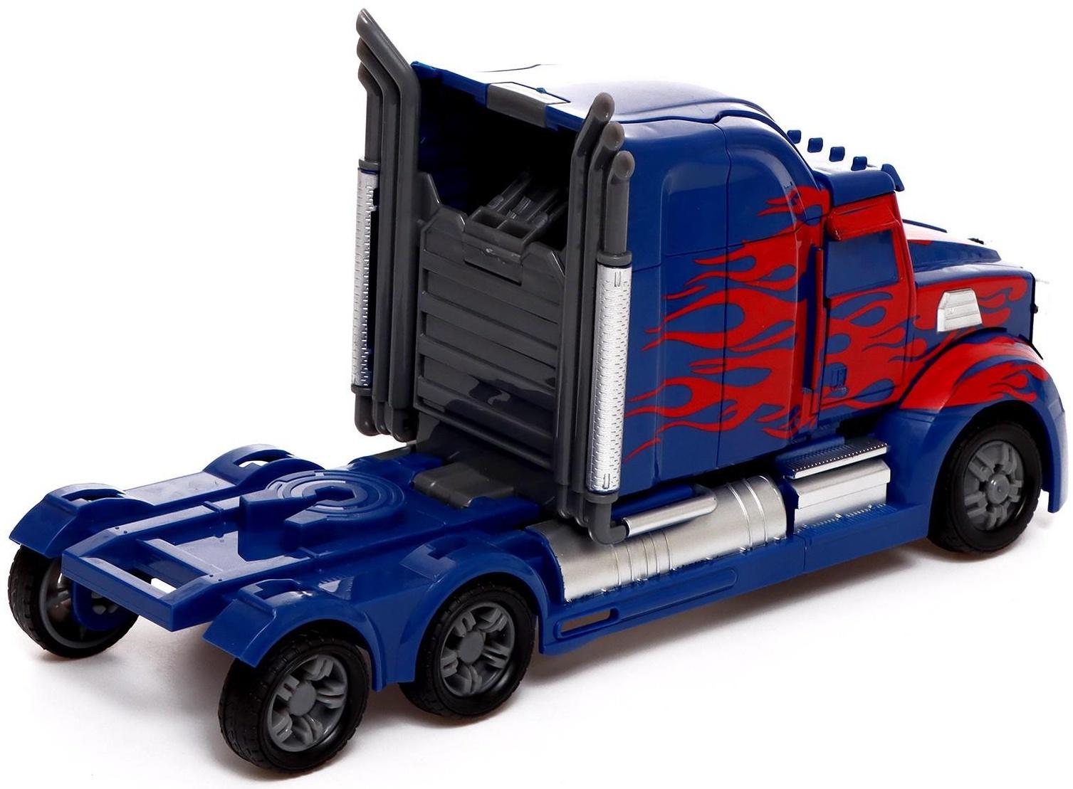 Робот «Автобот», трансформируется