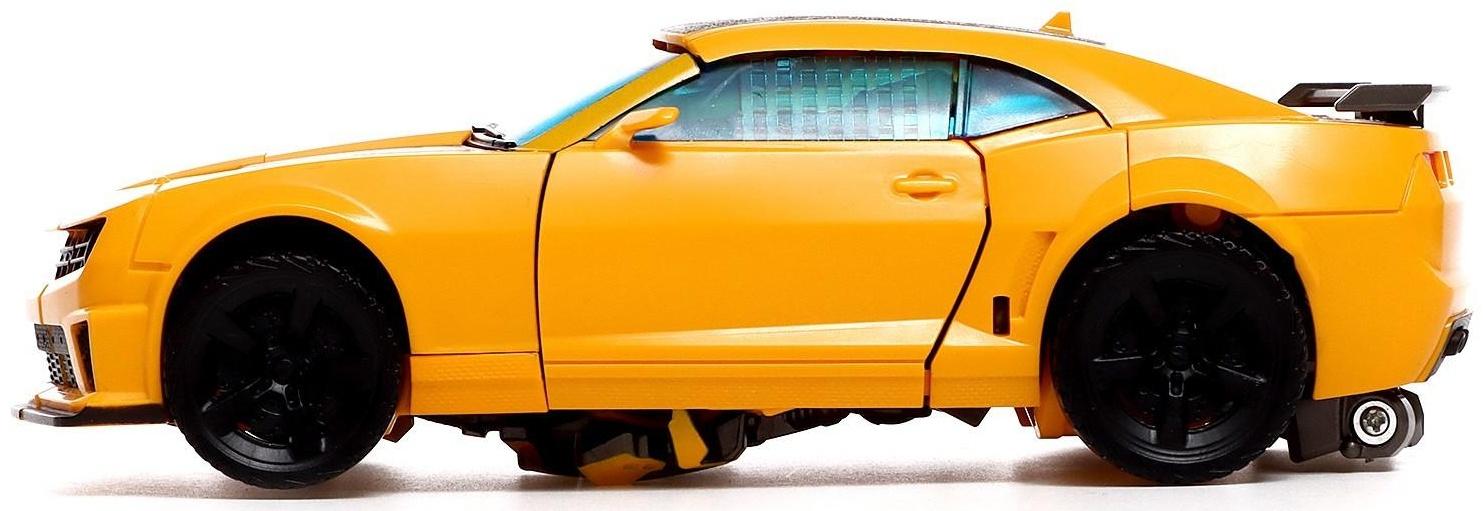 Робот «Автобот», трансформируется