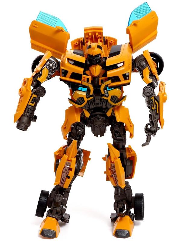 Робот «Автобот», трансформируется