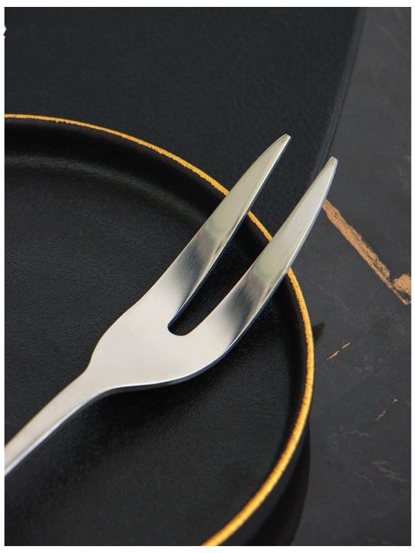 Вилка для мяса и сыра из нержавеющей стали Доляна, h=24,5, толщина 2,2 мм, 410 сталь