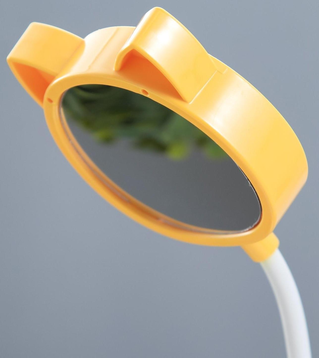 Настольная лампа 