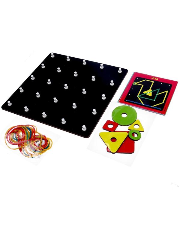 Геоборд с геометрическими фигурами