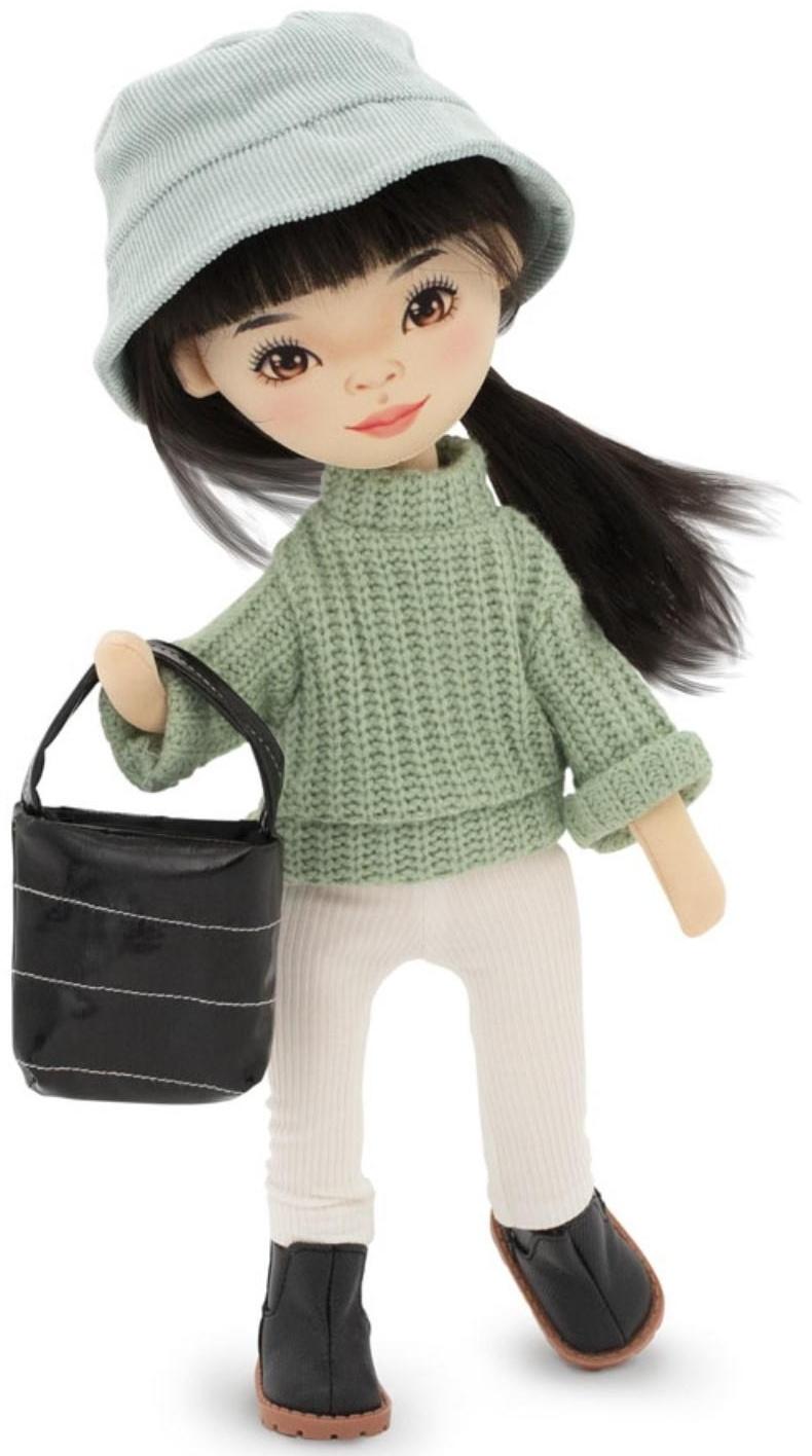 Мягкая кукла Lilu «В зеленом свитере», 32 см, серия: Весна
