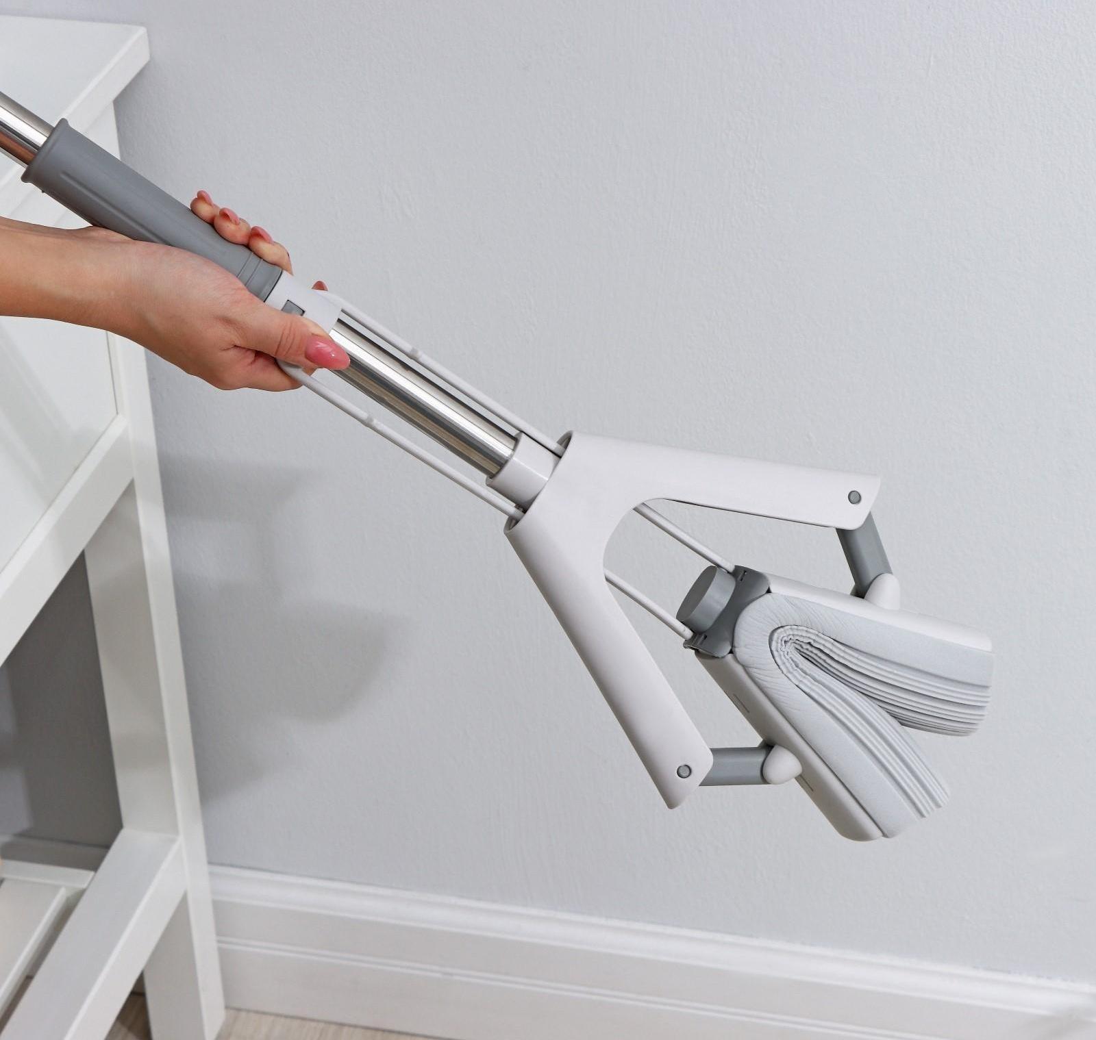 Швабра для мытья пола со складным отжимом Raccoon, насадка ПВА 28×6 см, стальной 3-х секционный черенок 130 см