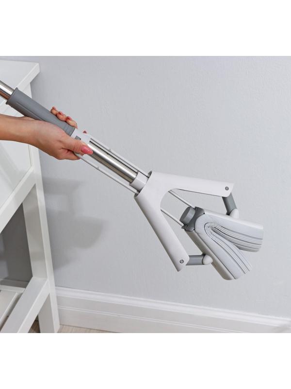 Швабра для мытья пола со складным отжимом Raccoon, насадка ПВА 28×6 см, стальной 3-х секционный черенок 130 см