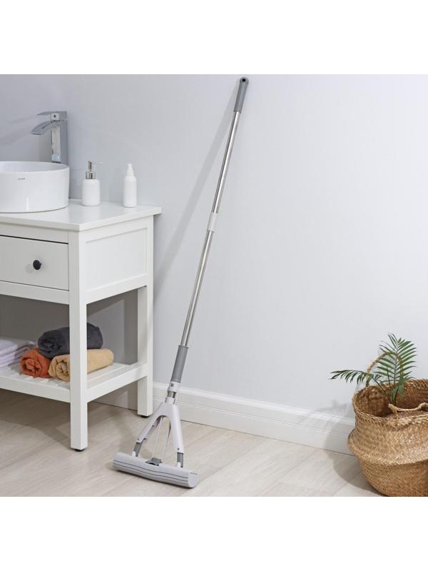 Швабра для мытья пола со складным отжимом Raccoon, насадка ПВА 28×6 см, стальной 3-х секционный черенок 130 см