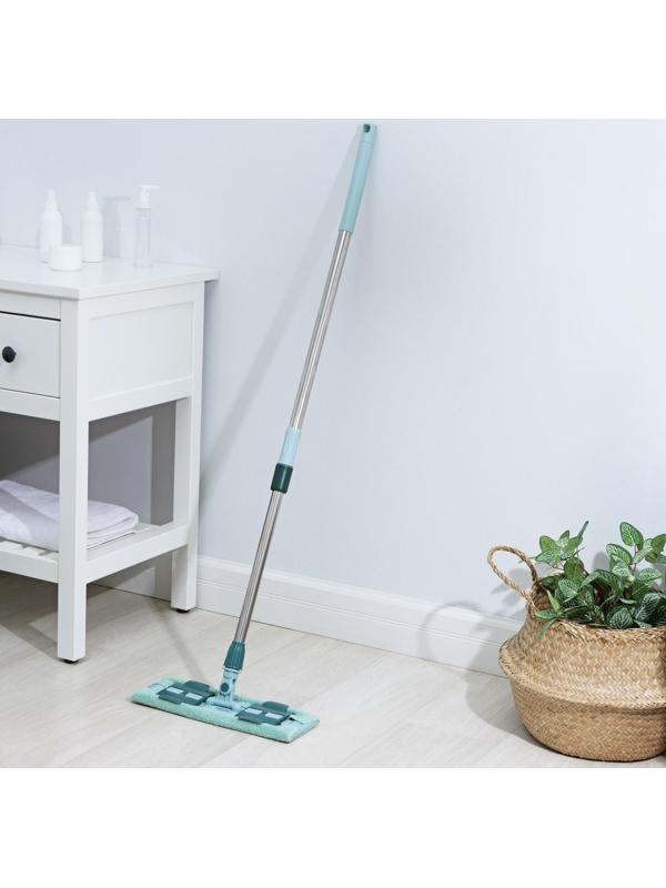 Швабра плоская Доляна, телескопическая стальная ручка, насадка из микрофибры, 35×11×55(117) см