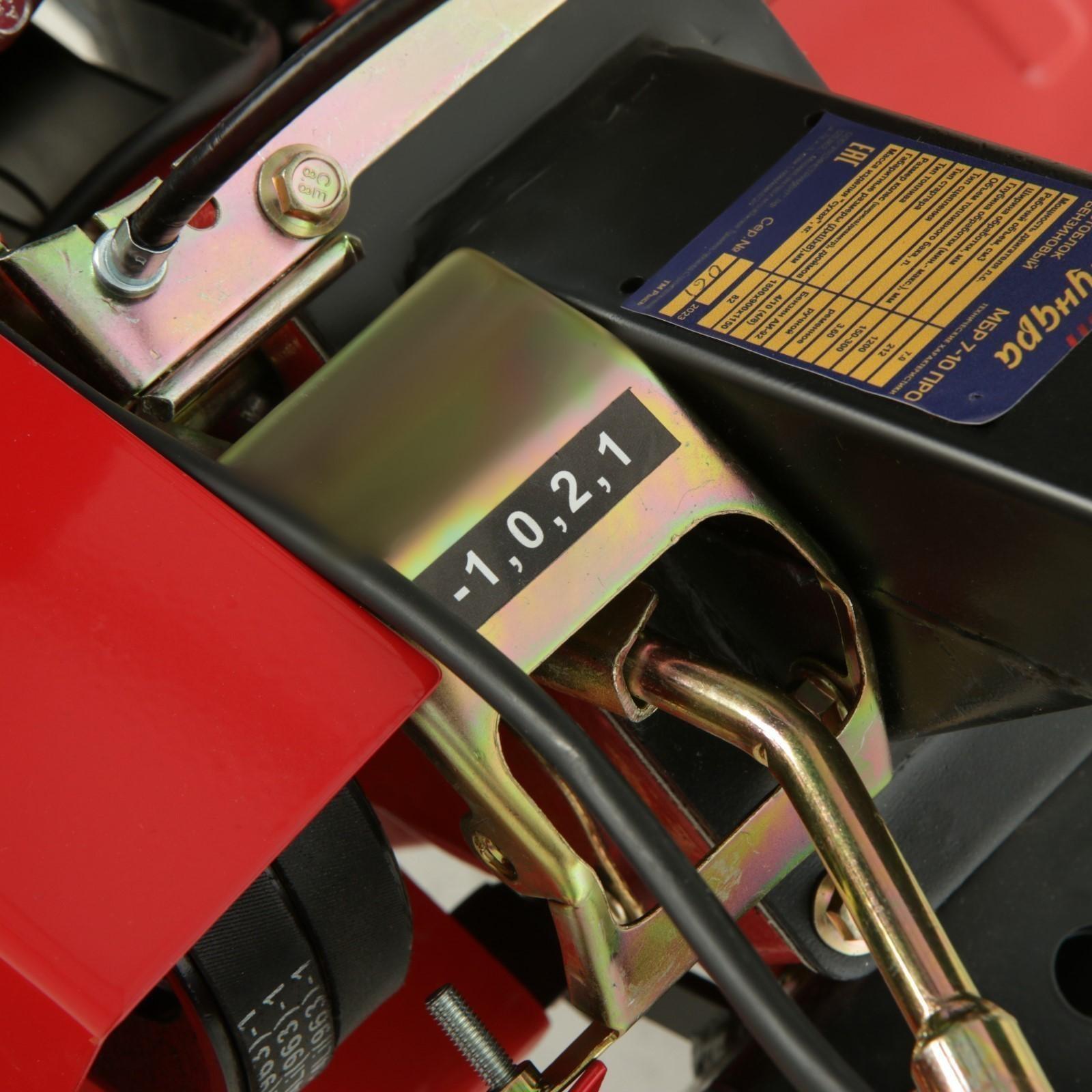 Мотоблок ТУНДРА, 7 л.с., чугунный редуктор, скорости 2/1, колеса 4.00-10