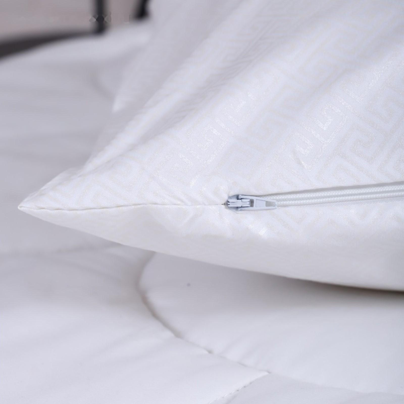 Наперник на молнии 