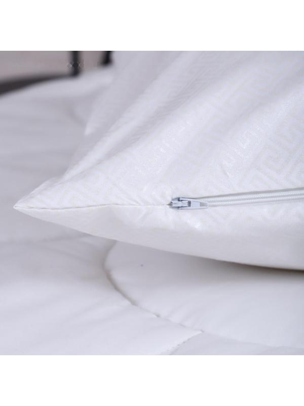 Наперник на молнии 