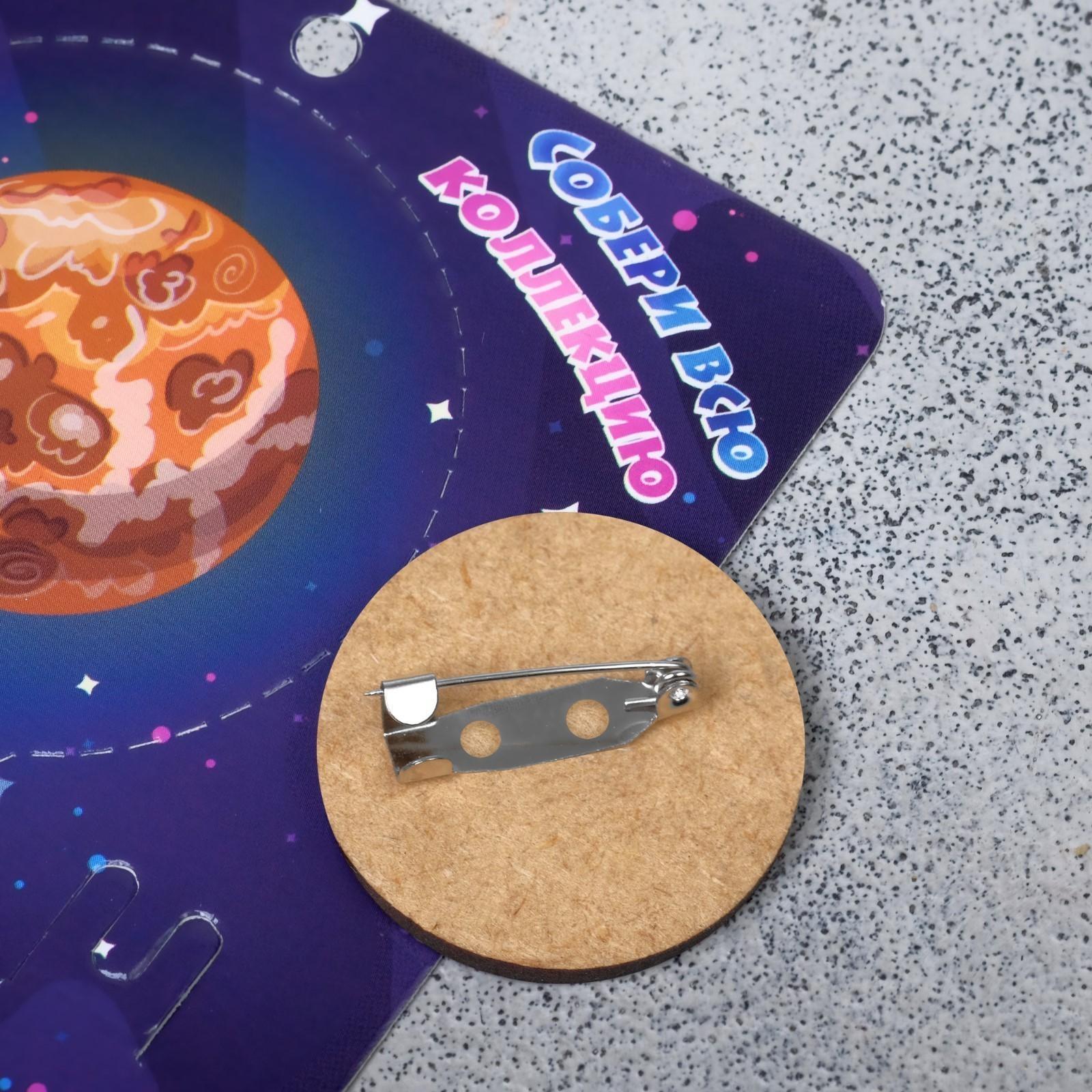 Брошь деревянная 