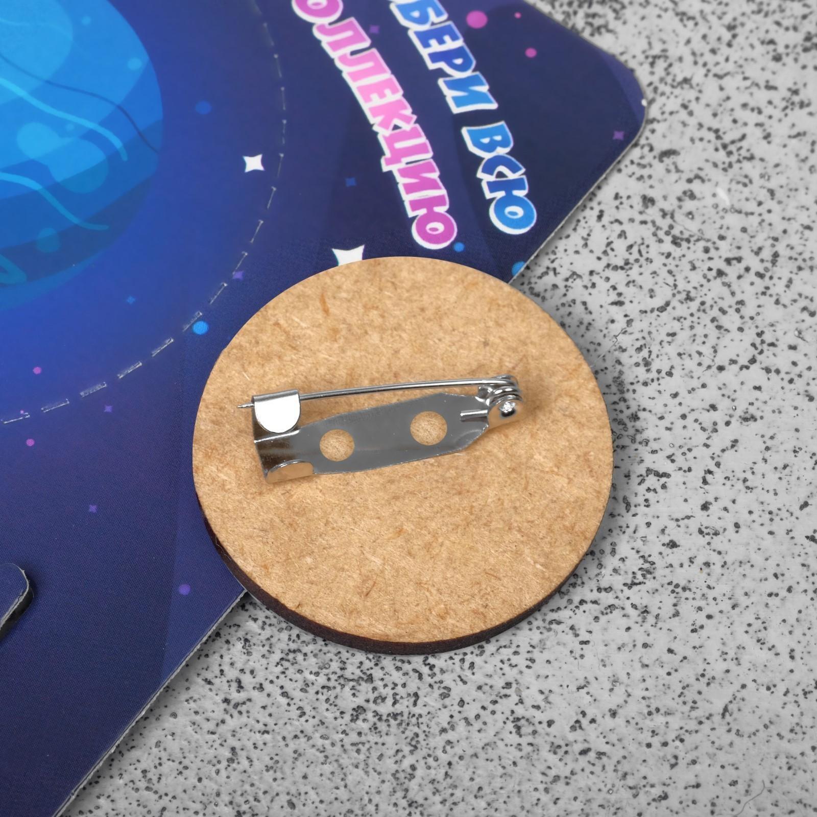 Брошь деревянная 