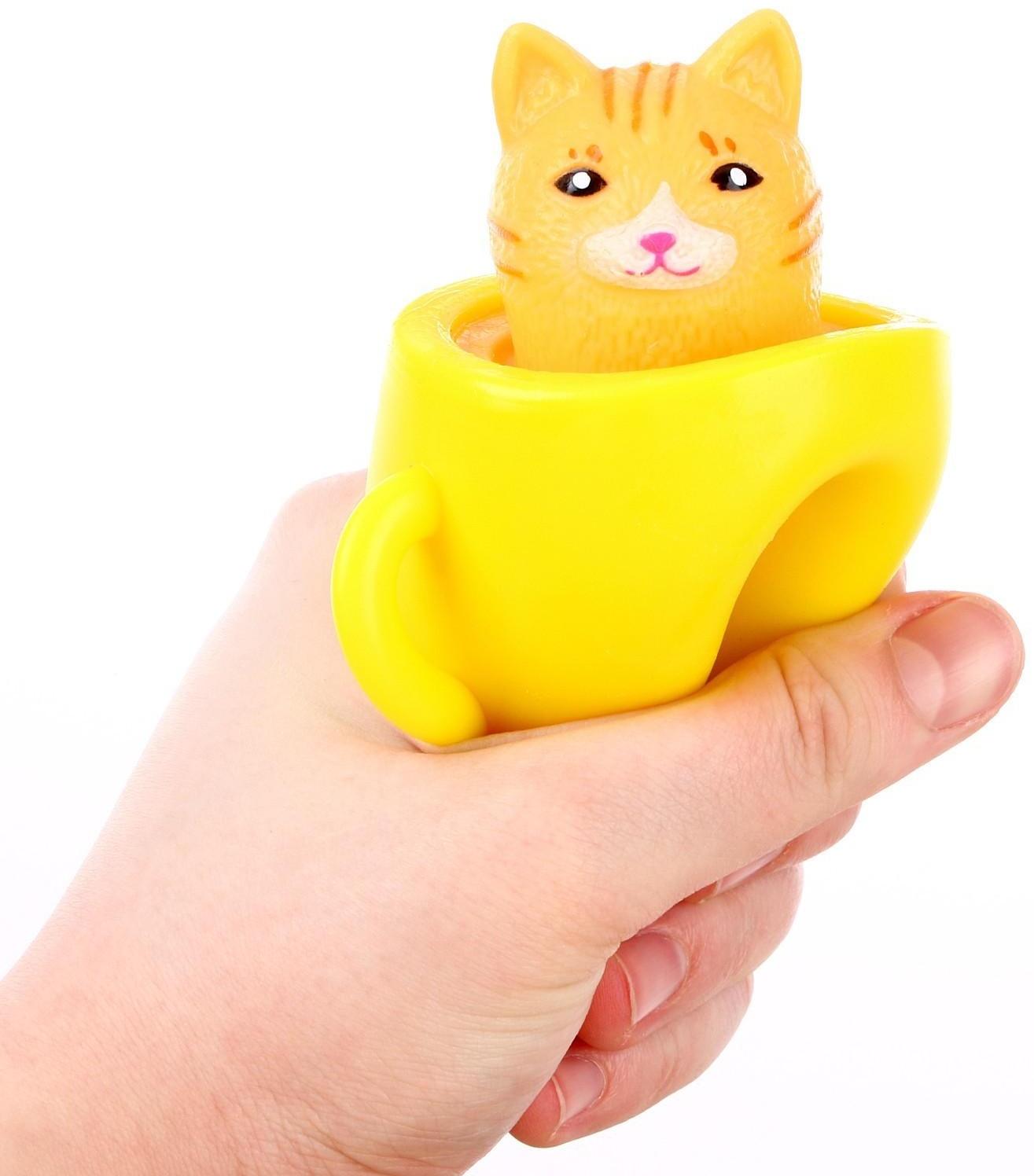 Мялка «Котик в кружке», цвета МИКС