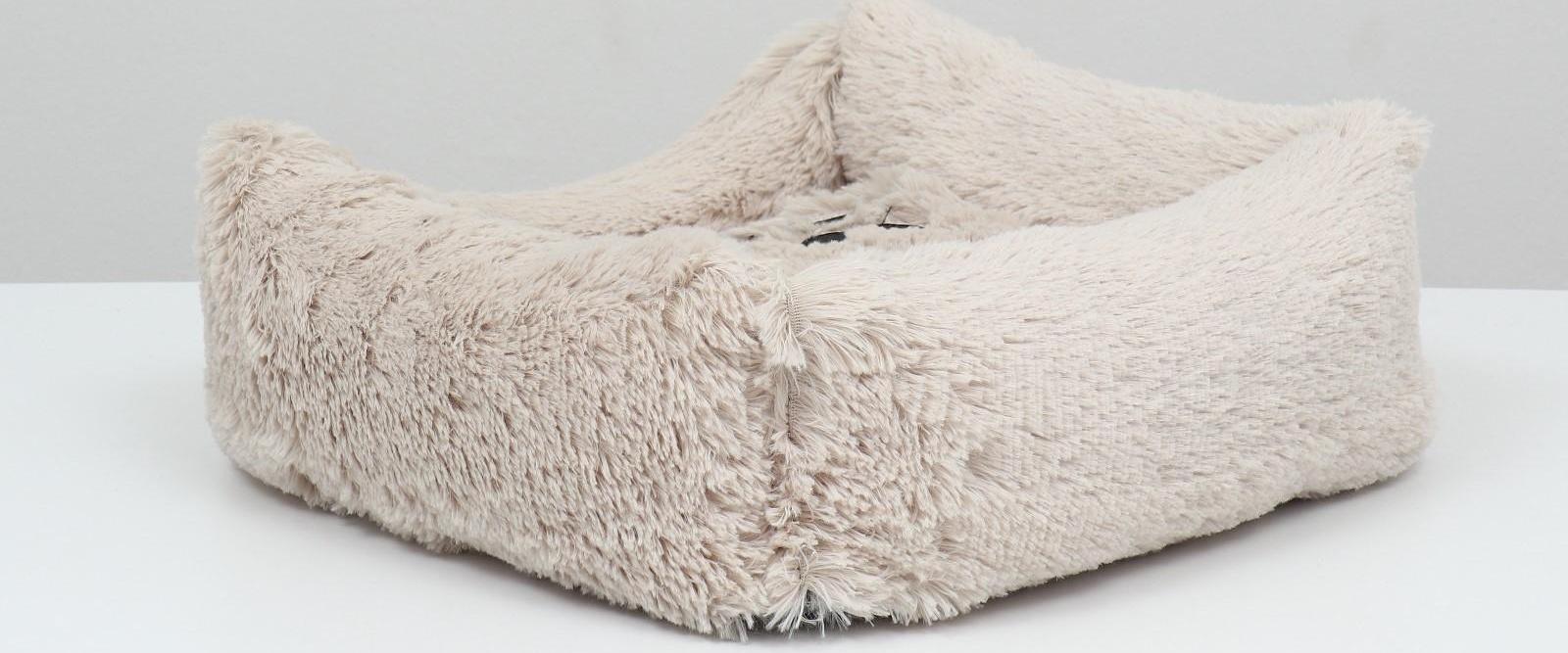 Лежак с подушкой  мех, сатин, периотек, , 45 х 45 х 15 см,бежевый