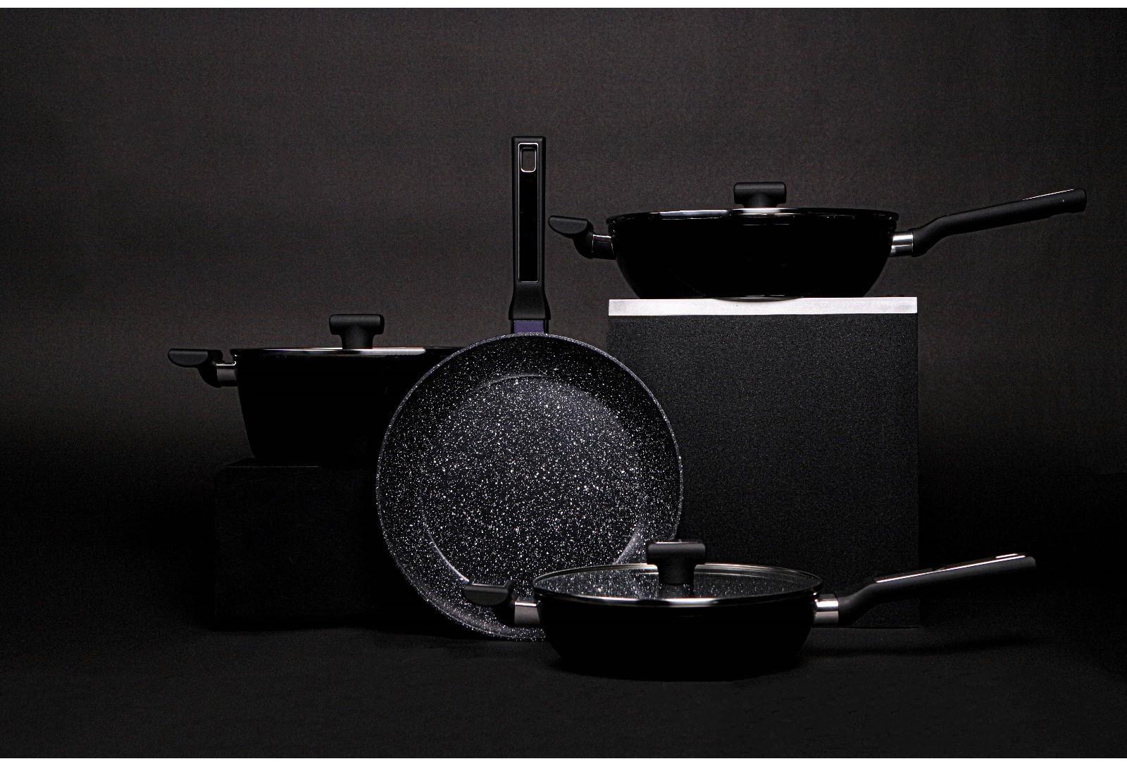 Сковорода Magistro Warrior, d=28 см, h=7,5 см, со стеклянной крышкой, ручка soft-touch, антипригарное покрытие, индукция