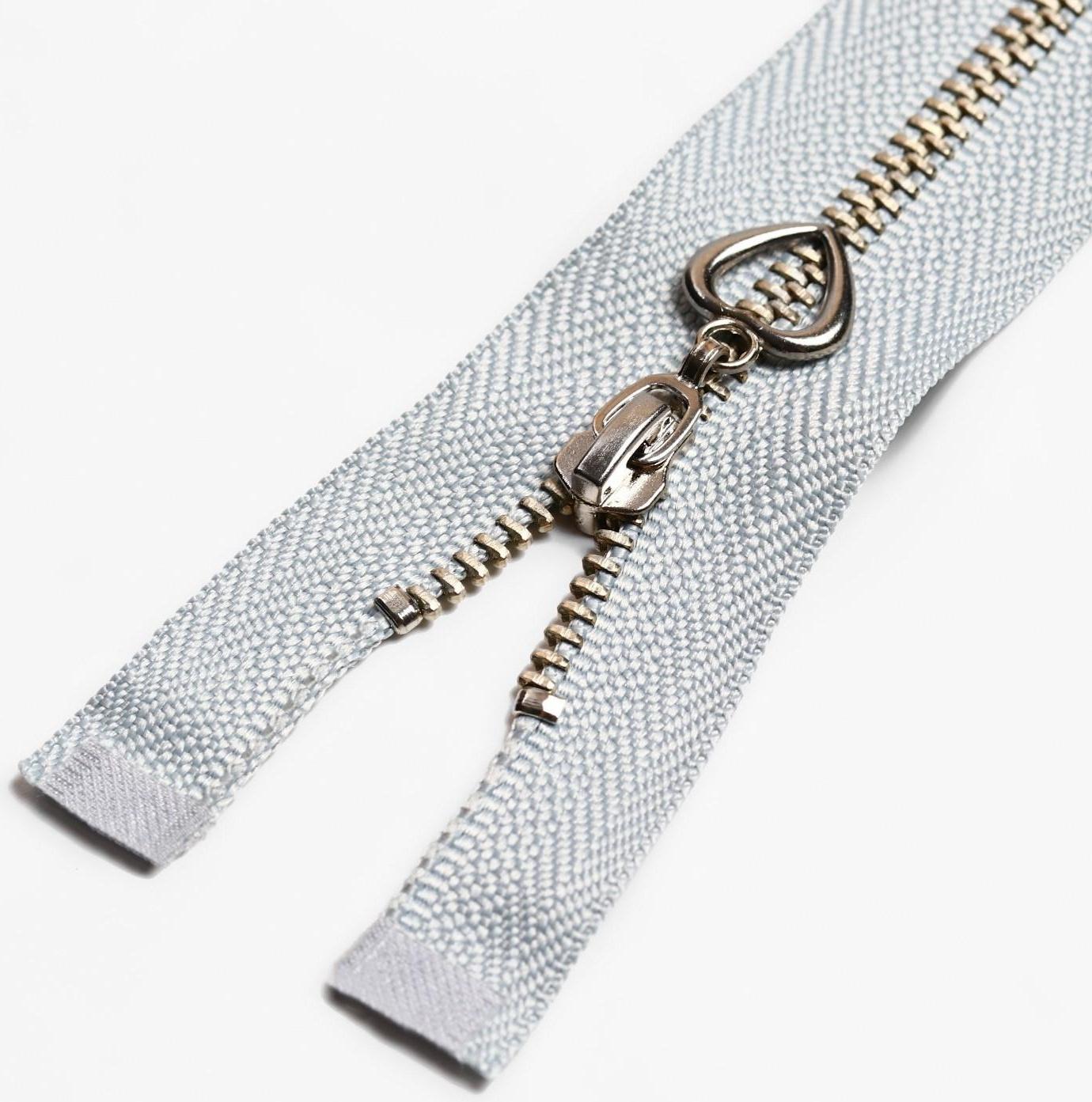 Молния металлическая, №4, разъёмная, замок автомат, 55 см, цвет голубой/серебряный